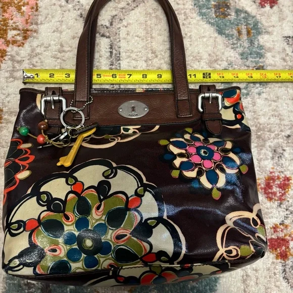 Fossil Key-Per Floral Tote - Picture 5 of 9